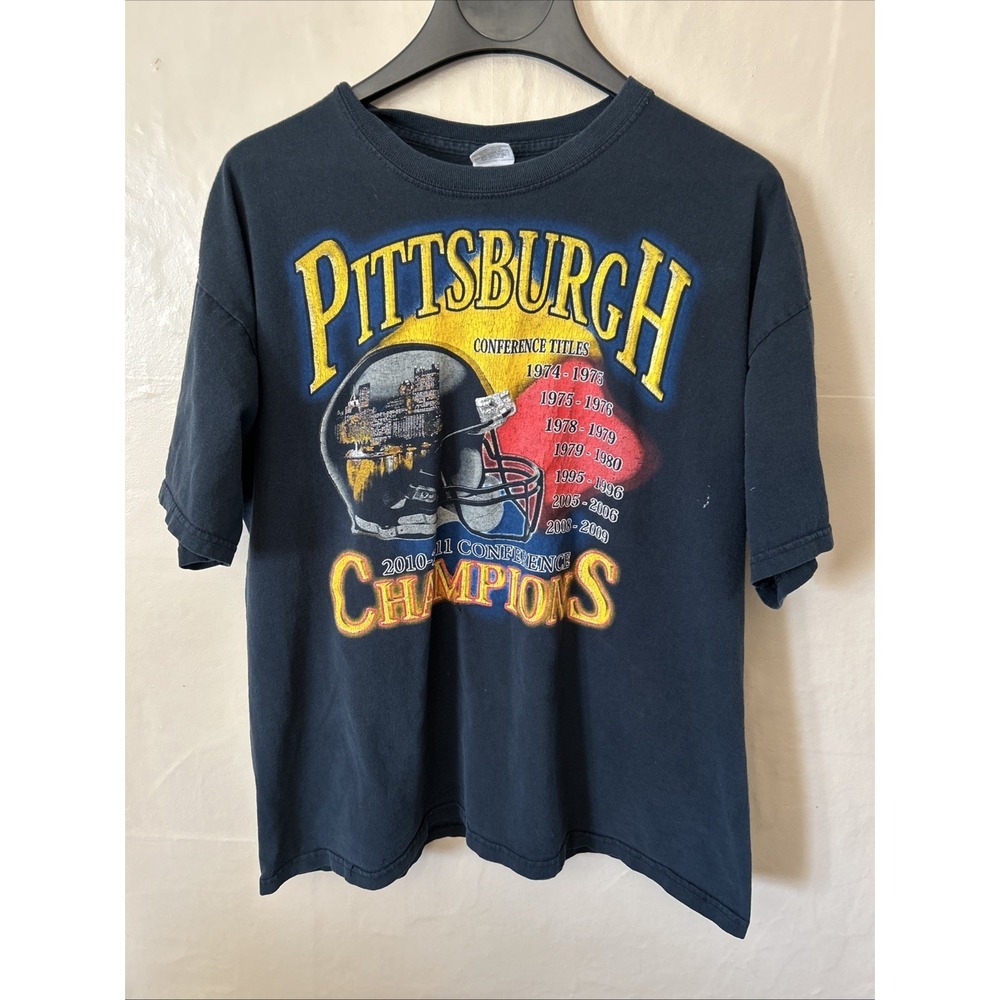 Gilden XL Pittsburgh Conference Titles Graphic‎ T Shirt